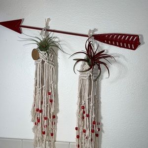 UNIQUE HANDMADE CANDLE/AIR-PLANT BEADED BOHO MACRAMÉ WALL HANGING DISPLAY